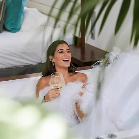 Villa Hyde Park Lane