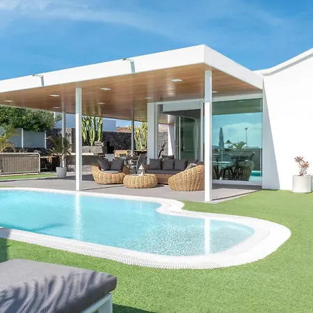 Villa Hyde Park Lane