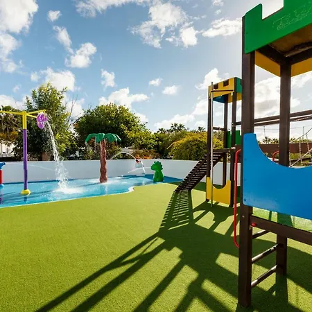 Hyde Park Lane Puerto del Carmen (Lanzarote)