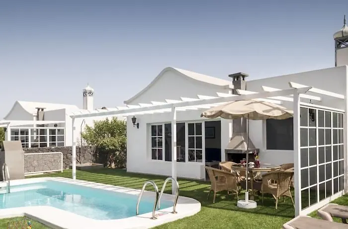 Villa Hyde Park Lane *