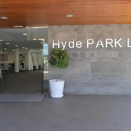 Hyde Park Lane