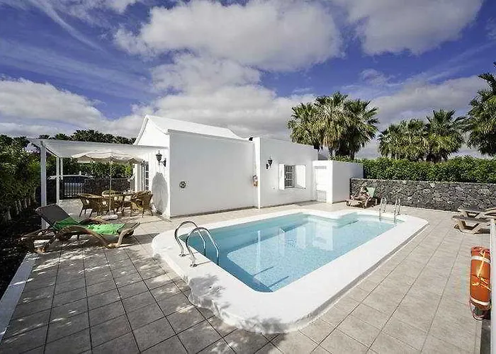 Hyde Park Lane Villa