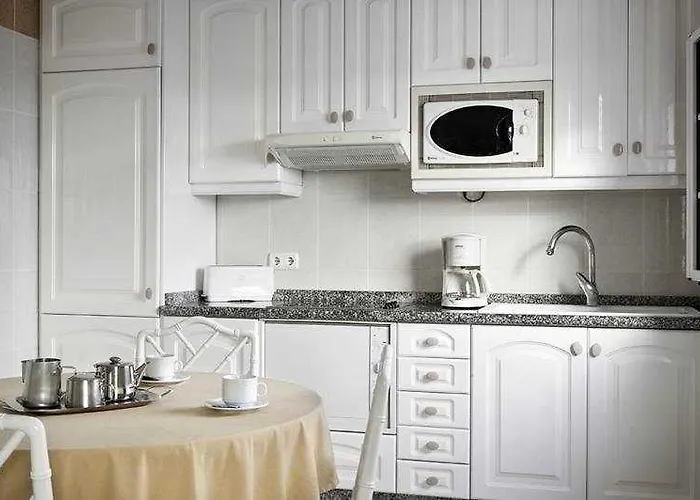 Hyde Park Lane Villa