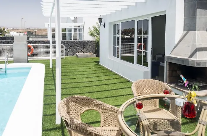 Villa Hyde Park Lane